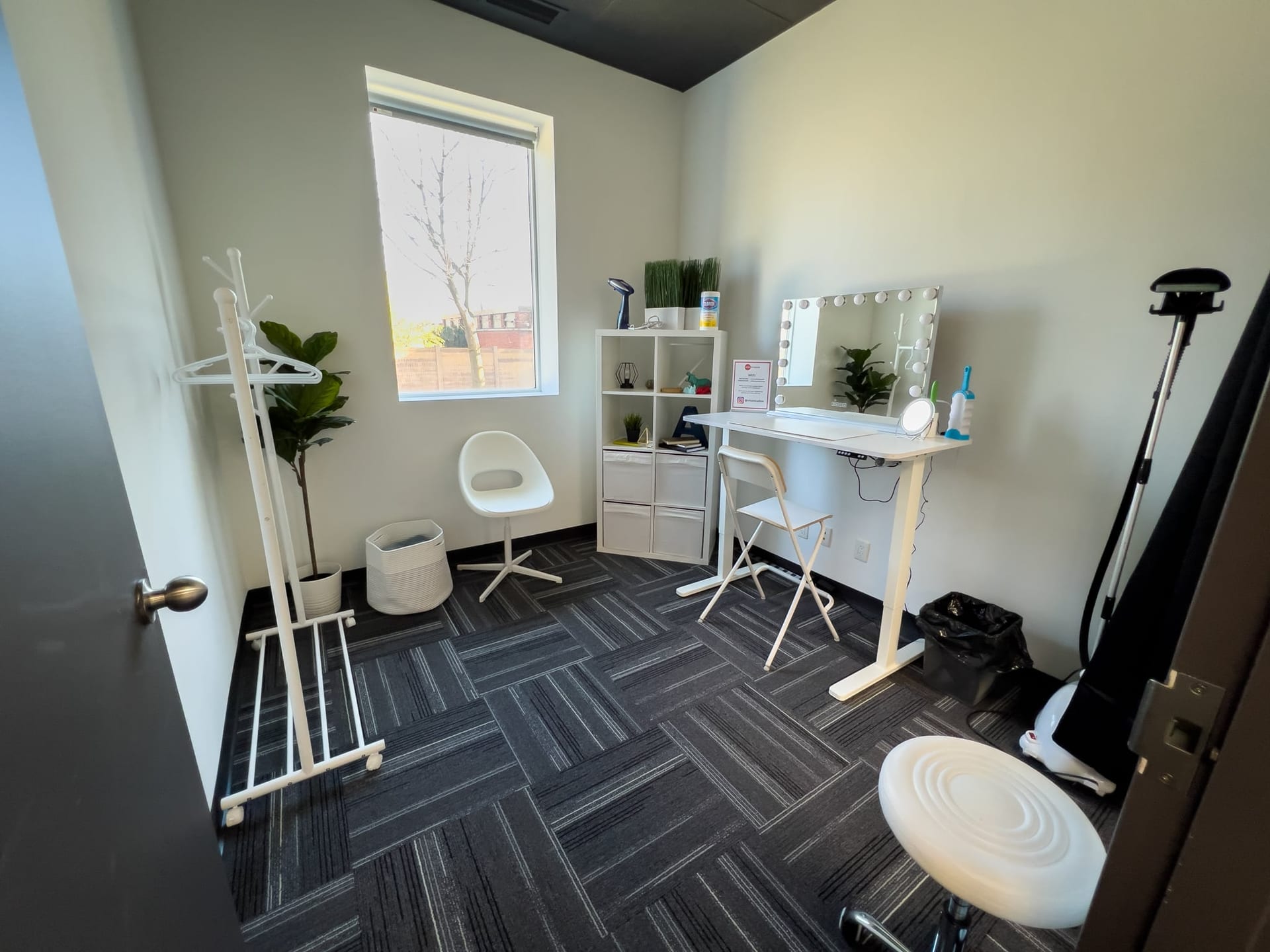 Hair and makeup room at Viva Studios